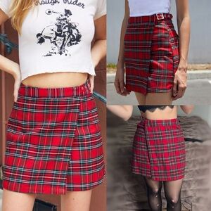 John Galt Brandy Melville Emerson Tartan Plaid Flannel Kilt Mini Buckle